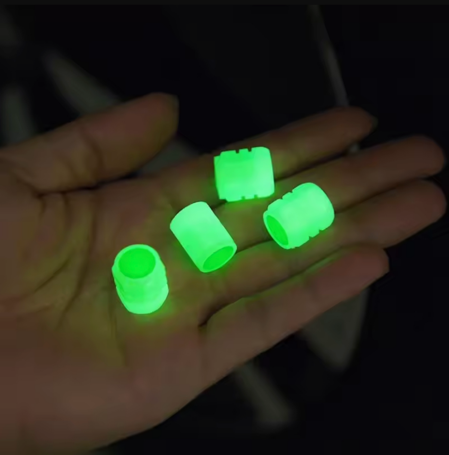 Conjunto de 4 tampas luminosas para válvulas com logótipo de automóvel (ajuste universal)